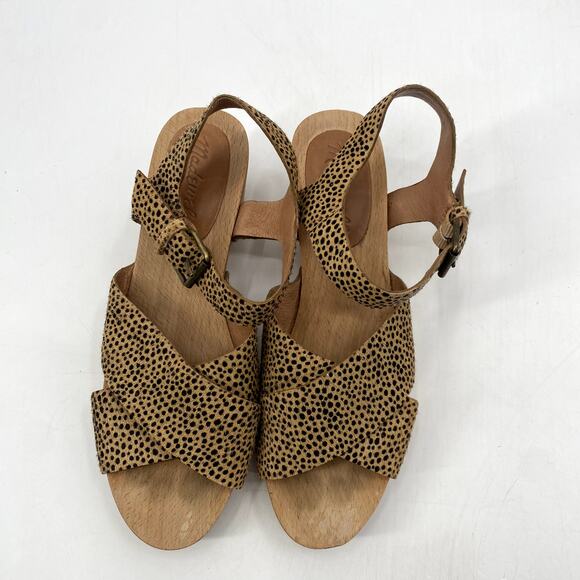 Madewell The Johanna Crisscross Clog Sandal in Spotted Calf Hair - Picture 3 of 5